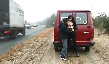 若い学生はタクシー運転手の直腸を舐め、彼を犯した 女子 無料 アダルト